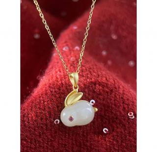 friday「玉兔」可爱和田玉兔子项链女轻奢14k包金锁骨链2023新款
